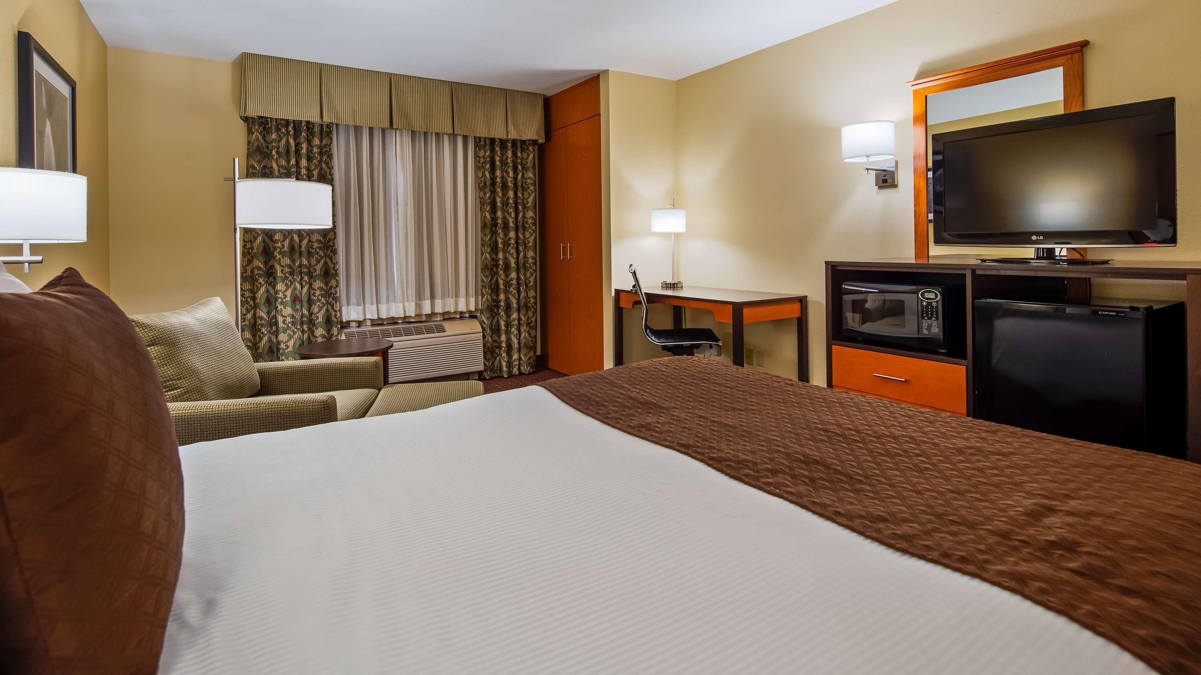 Best Western Cascade Inn & Suites Troutdale Exterior foto