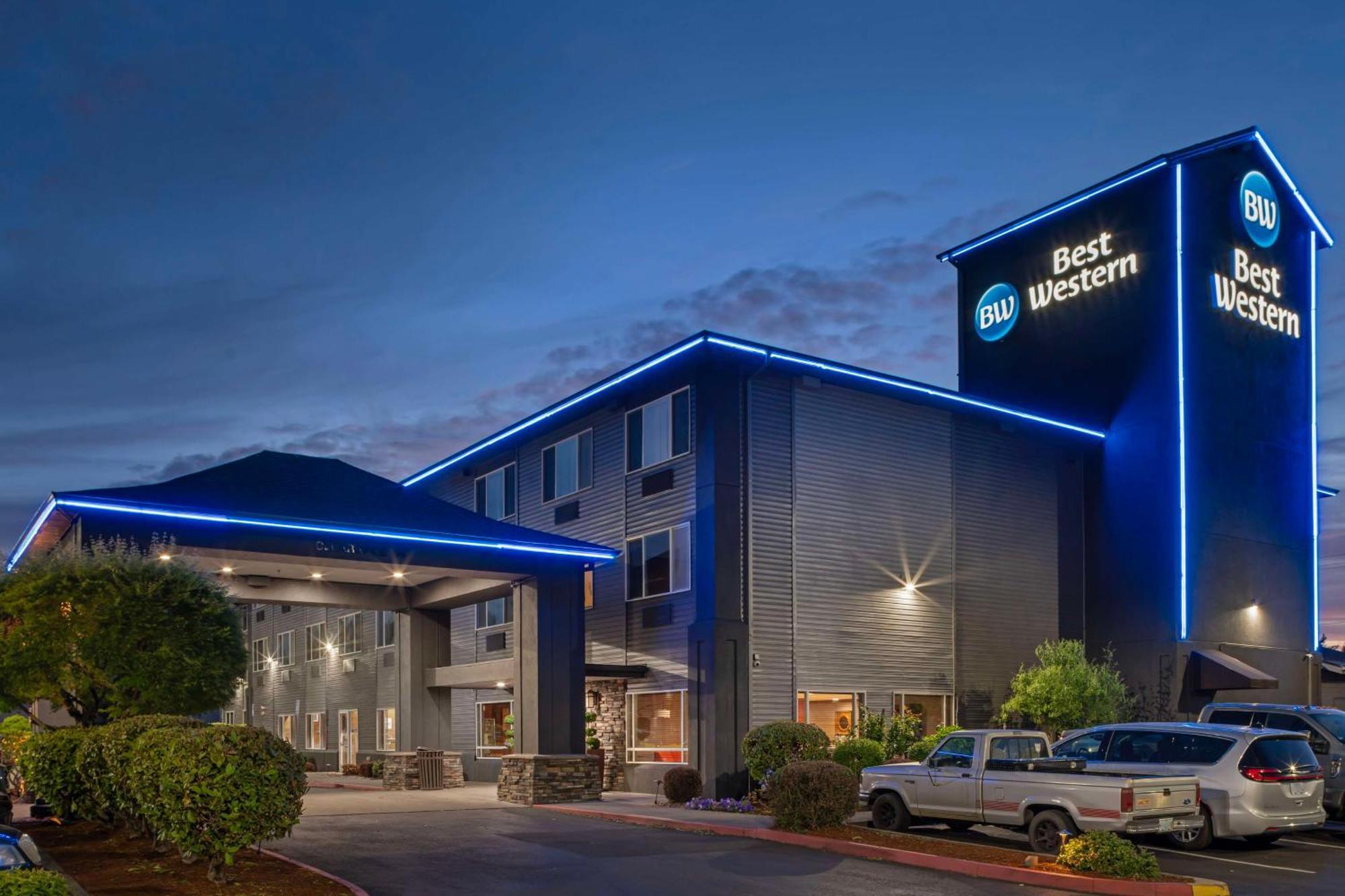 Best Western Cascade Inn & Suites Troutdale Exterior foto